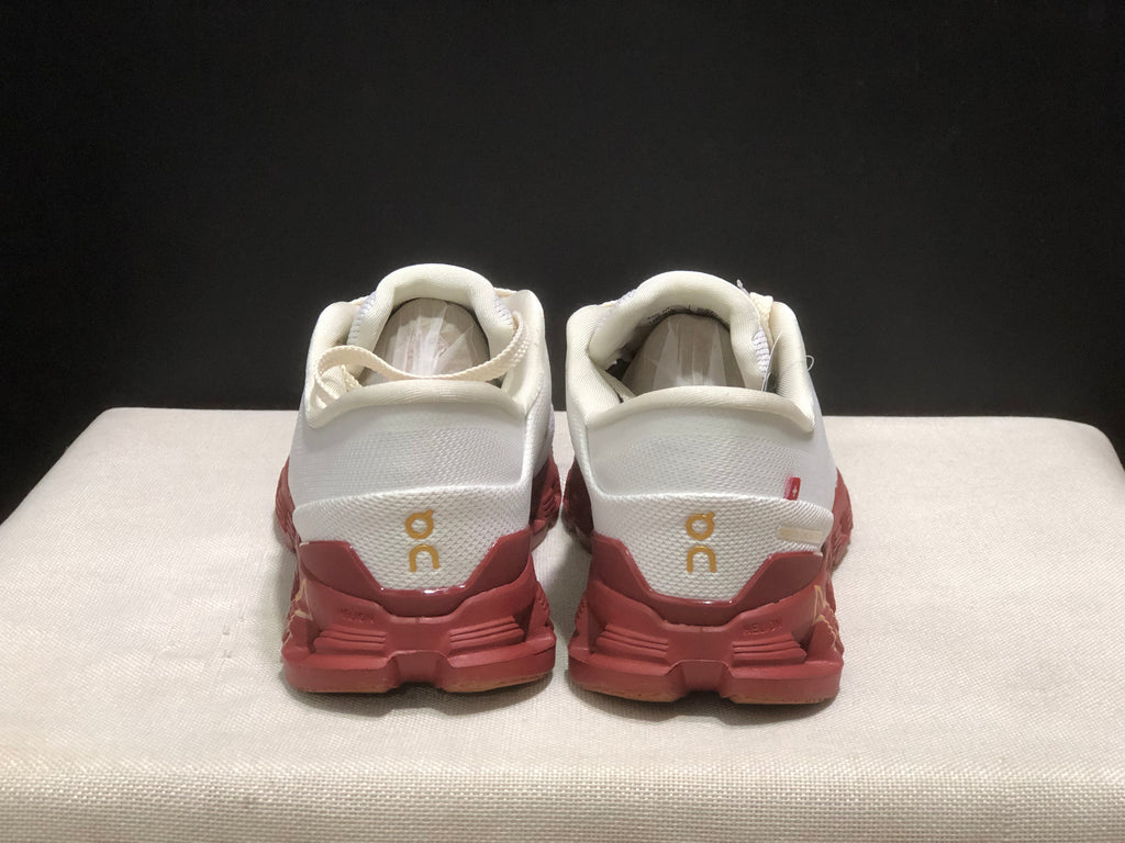 Cloud X4 Low-Top Running Shoes